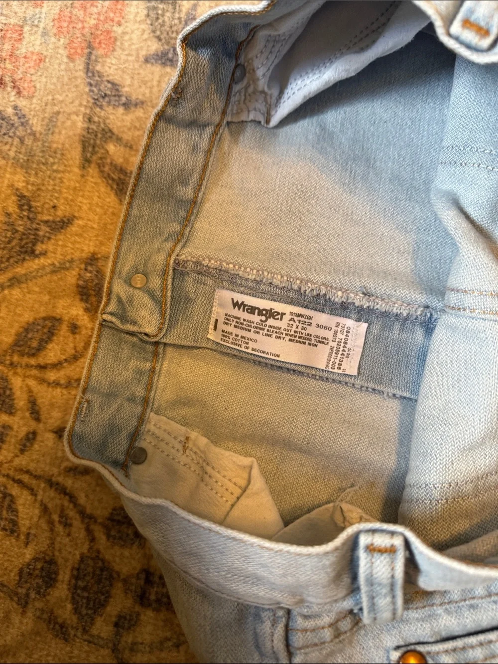 Wrangler Light Blue Bootcut Jeans - Men's